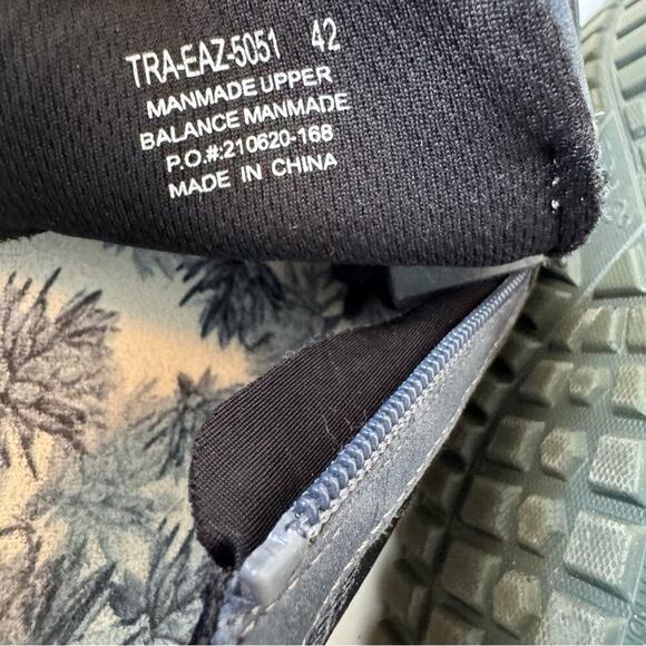Traq by Alegria Eazee sneaker with zipper closure for easier on and off size 42 - Picture 6 of 9